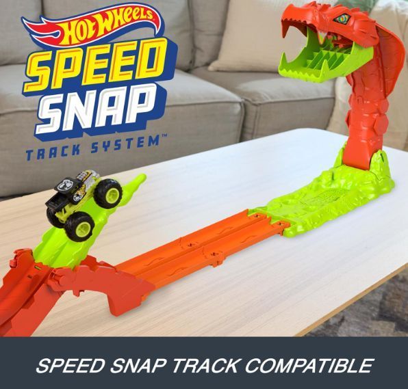 Ігровий набір Хот Вілс Монстер Трак Зміїний удар Hot Wheels Monster Trucks Mattel JJN44 JJN44 фото