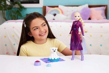 Кукла Эльза Холодное сердце с медвежонком и аксессуарами Disney Frozen Elsa Mattel JFG16 JFG16 фото