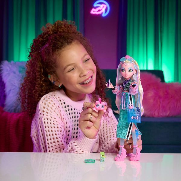 Кукла Монстер Хай Лагуна Блю с любимцем Нептуном Monster High Lagoona Blue JHK33 JHK33 фото