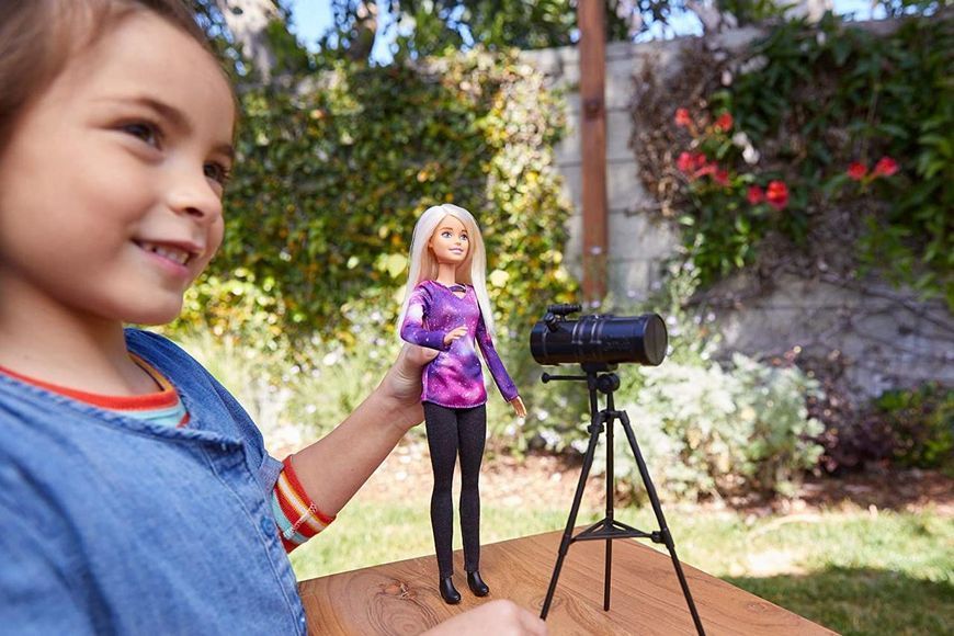 Кукла Барби астрофизик National Geographic с аксессуарами Barbie Astrophysicist GDM47 фото