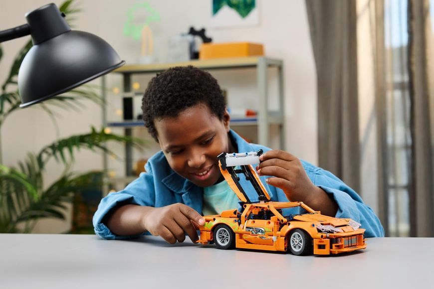 Конструктор Лего Техник Toyota Супра MK4 Форсаж гоночная модель Lego Technic Fast and Furious 42204 42204 фото