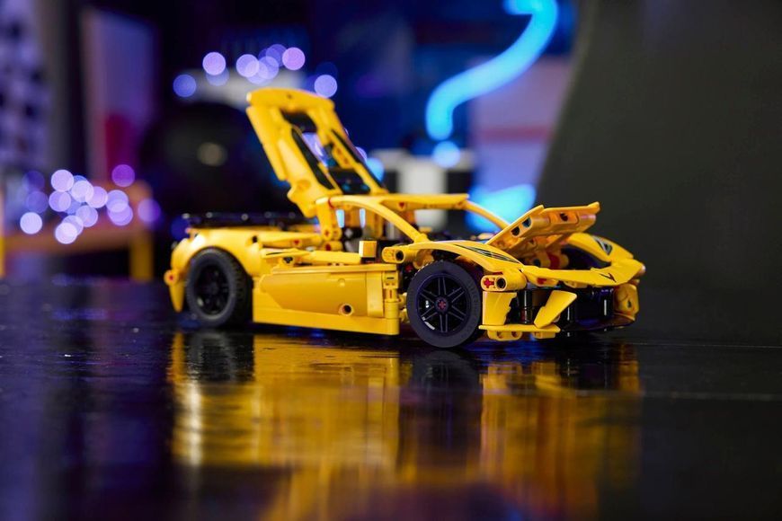 Конструктор Лего Техник Chevrolet Корвет Стингрей гоночный автомобиль Lego Technic 42205 42205 фото