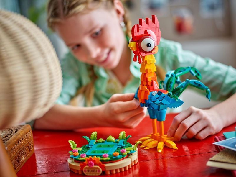 Конструктор Лего Дисней цыпленок Хейхей Ай-Ай Моана игровой набор Lego Disney Moana 43272 43272 фото