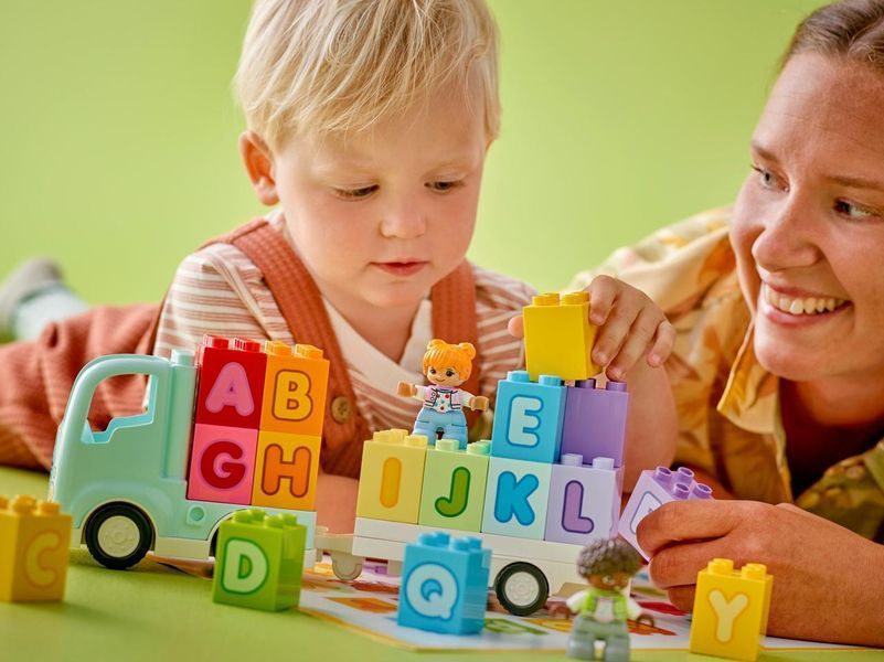 Конструктор Лего Дупло грузовик с алфавитом развивающий набор Lego Duplo Alphabet Truck 10421 10421 фото