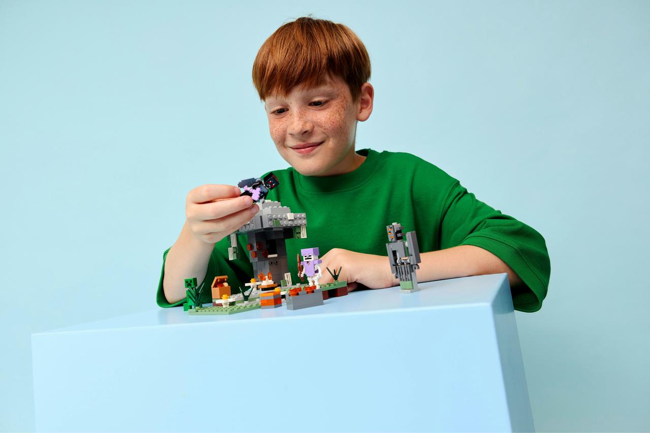 7055632105_konstruktor-lego-majnkraft