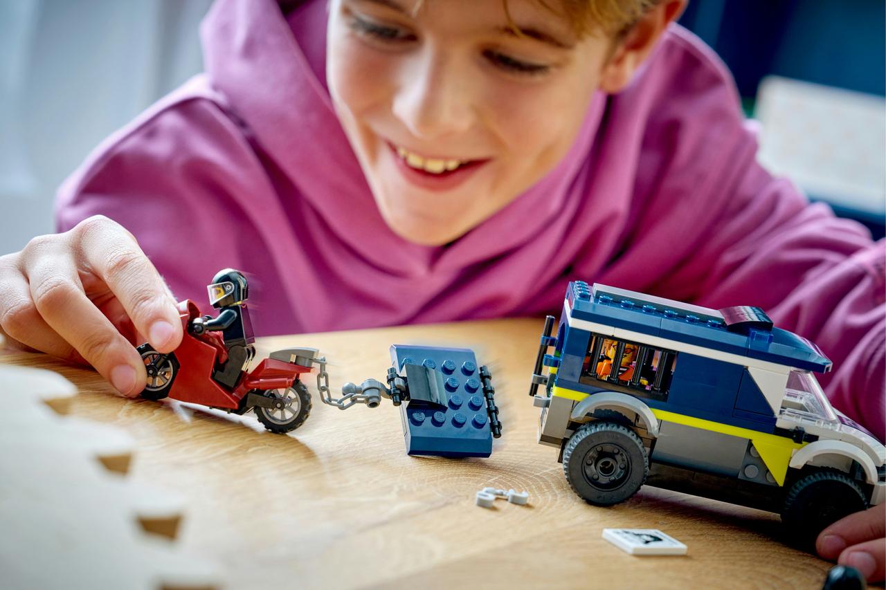 7055632705_konstruktor-lego-siti