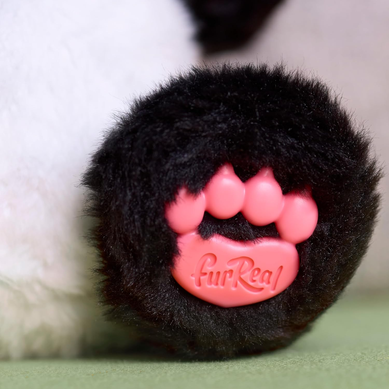 7606343920_interaktivnaya-igrushka-panda